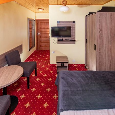Domki, Apartamenty I Restauracja Wloczega Gąski エクステリア 写真