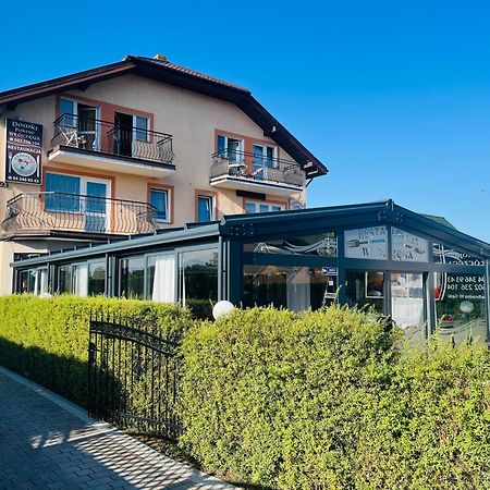 Domki, Apartamenty I Restauracja Wloczega Gąski エクステリア 写真