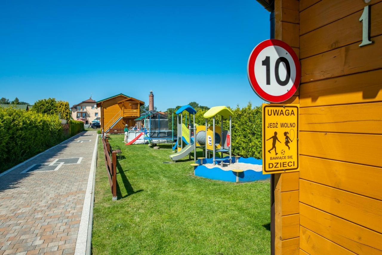 Domki, Apartamenty I Restauracja Wloczega Gąski エクステリア 写真