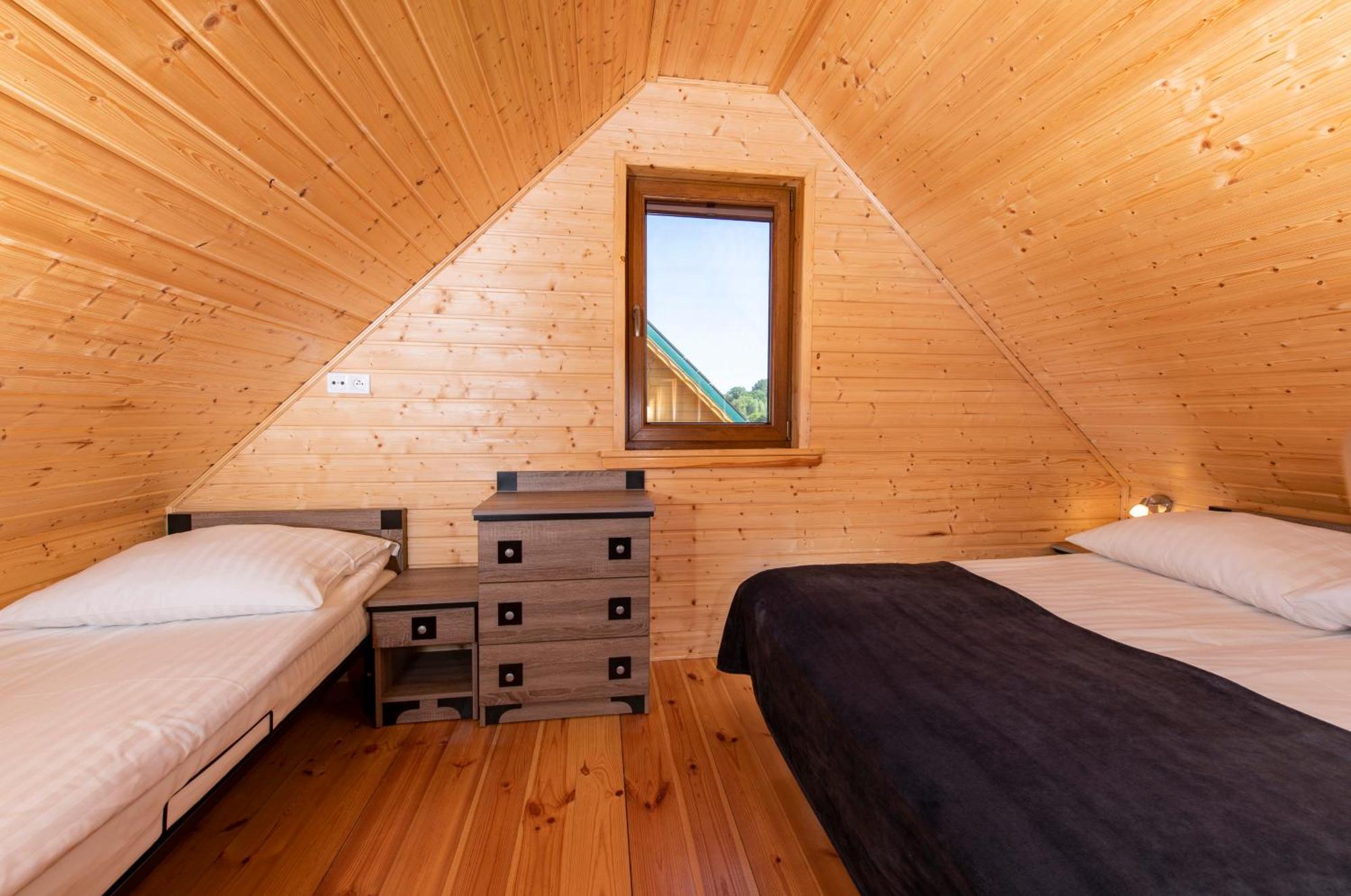 Domki, Apartamenty I Restauracja Wloczega Gąski エクステリア 写真