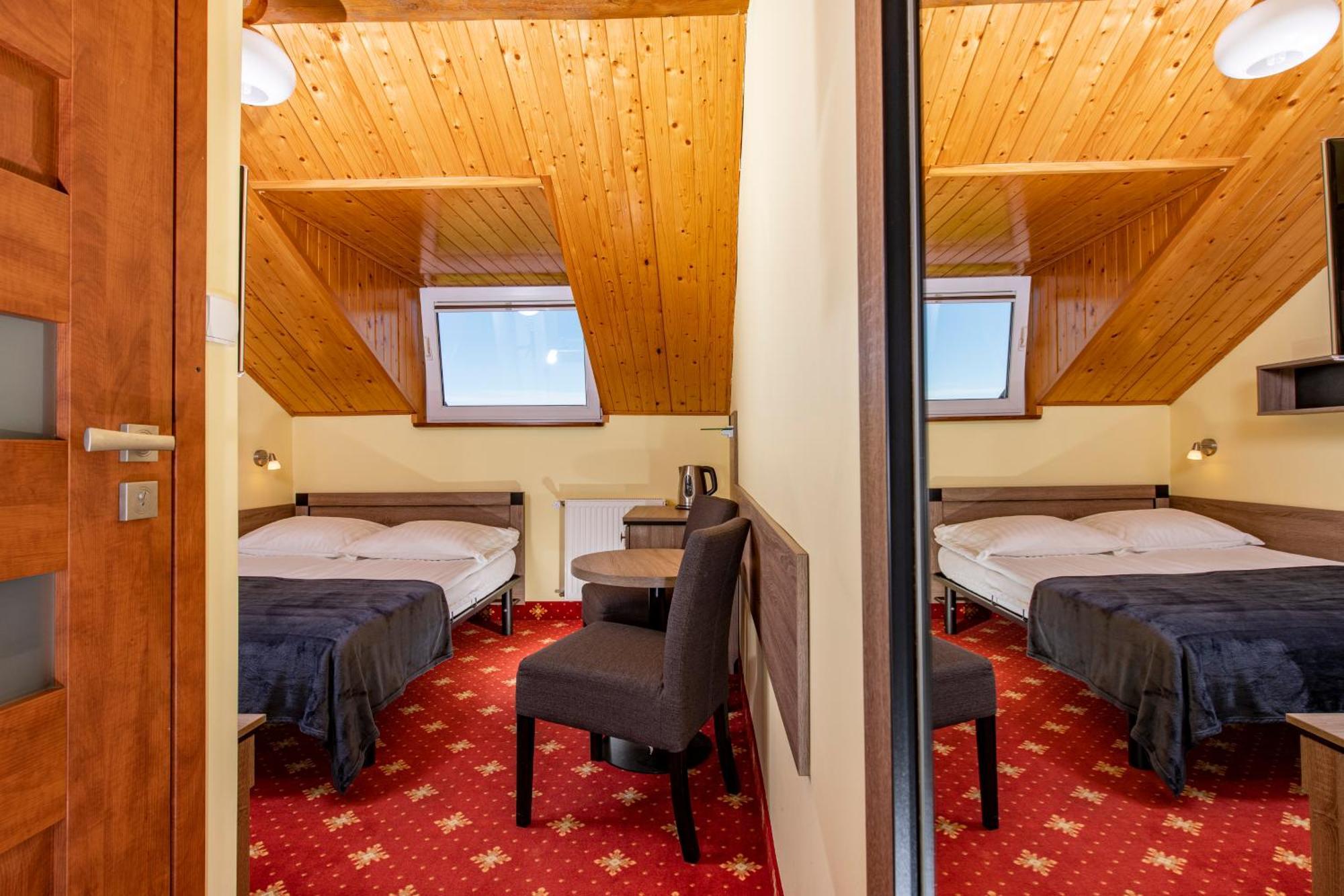 Domki, Apartamenty I Restauracja Wloczega Gąski エクステリア 写真