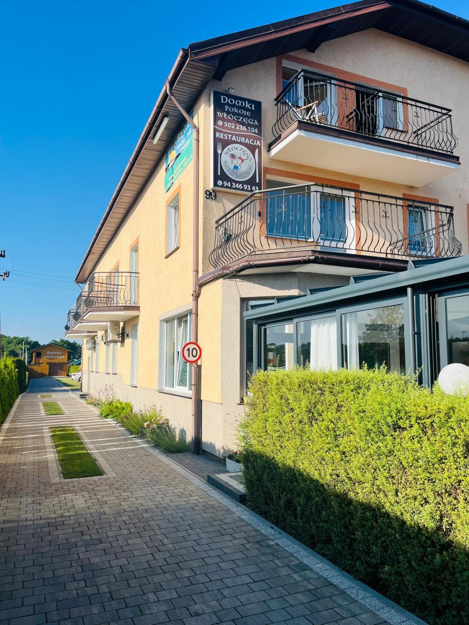 Domki, Apartamenty I Restauracja Wloczega Gąski エクステリア 写真